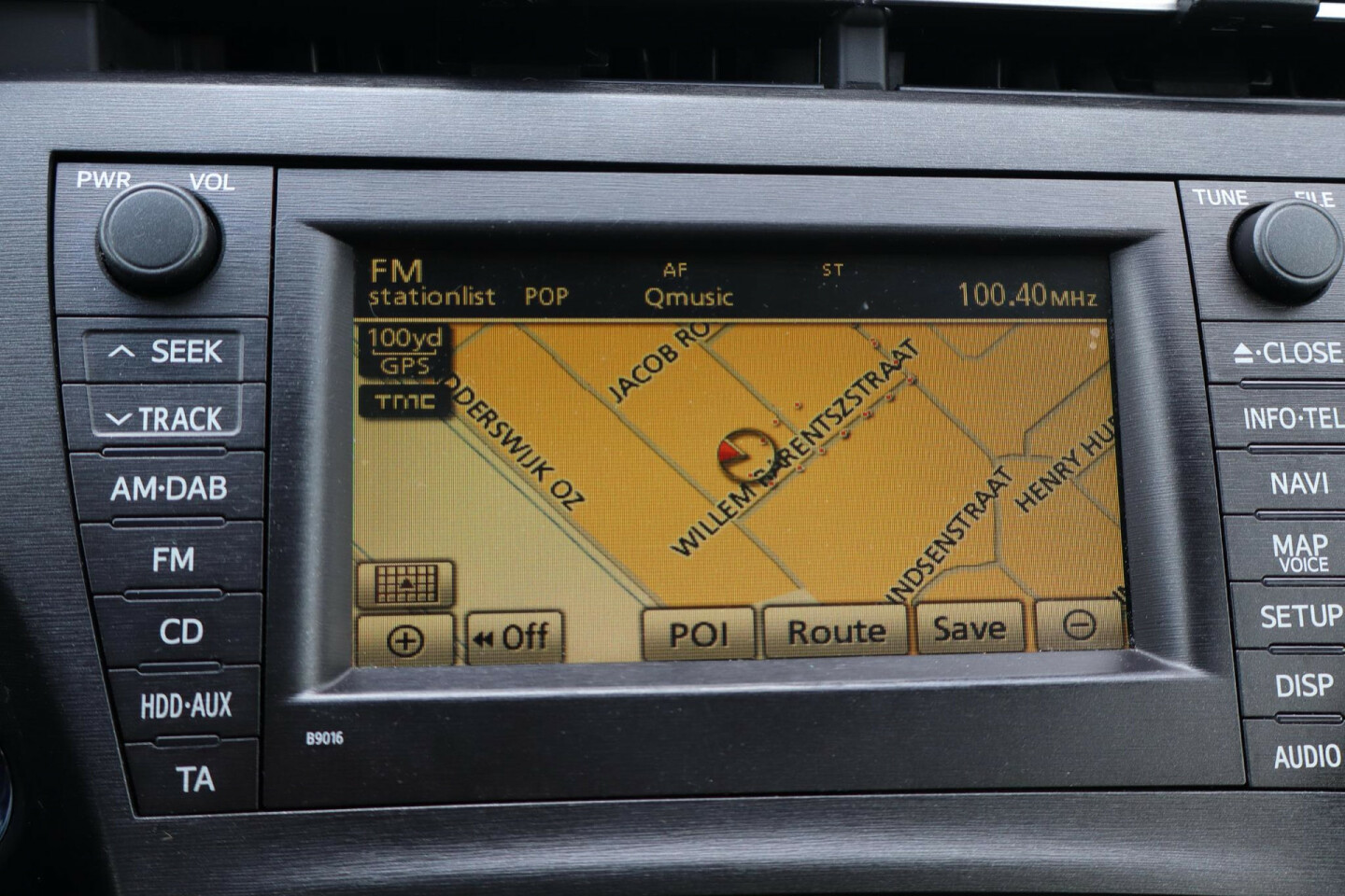 Toyota-Prius-25